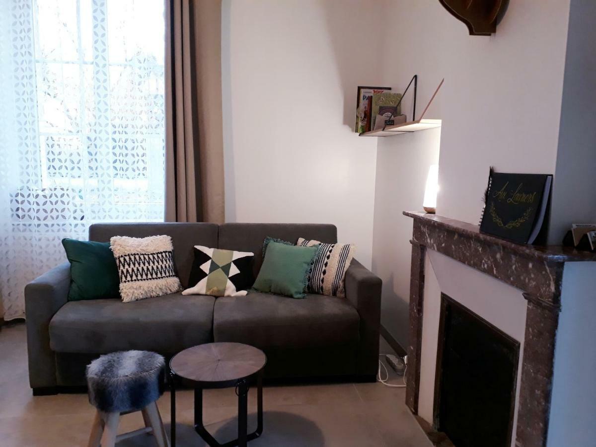 Gite Aux Lauriers Lacroix-sur-Meuse Екстериор снимка